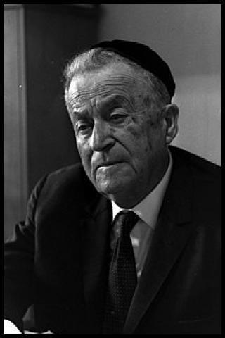 Famous People with surname Agnon