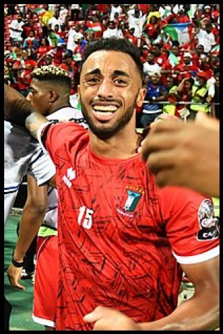 Famous People with surname Akapo