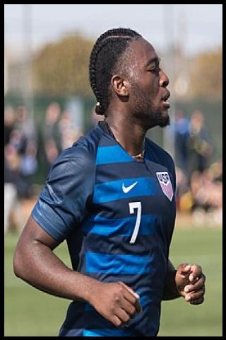 Famous People with surname Akinola