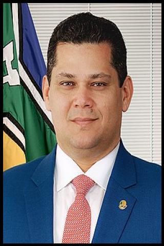 Famous People with surname Alcolumbre