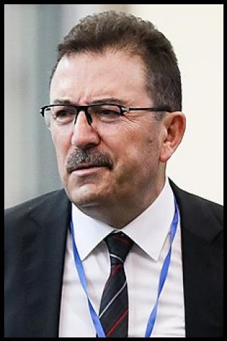 Famous People with surname Altınok