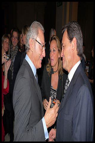 Famous People with surname Andi&ccedil;