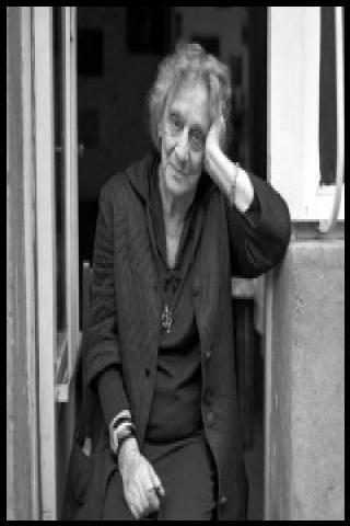 Famous People with surname Anjaparidze