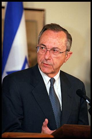 Famous People with surname Arens