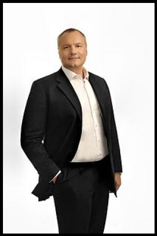 Famous People with surname Artemenko