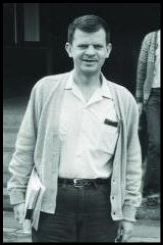 Famous People with surname Askey