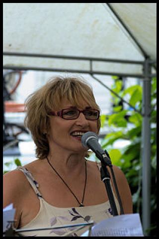 Famous People with surname Aspelund