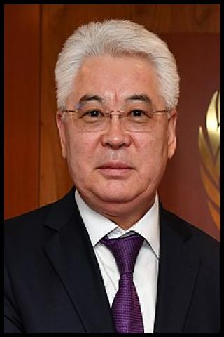 Famous People with surname Atamkulov