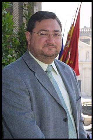 Famous People with surname Atares