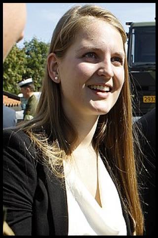 Famous People with surname Aune