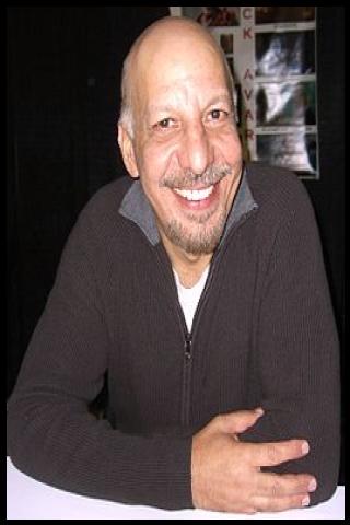 Famous People with surname Avari