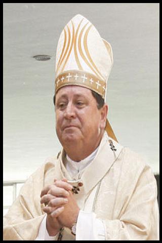 Famous People with surname Aviz