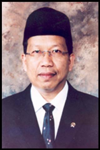 Famous People with surname Awaludin