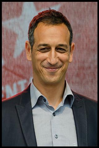 Famous People with surname Azzouzi