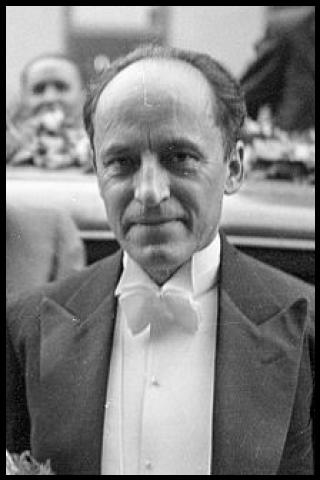 Famous People with surname B&aacute;rdos