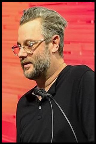 Famous People with surname Barlog