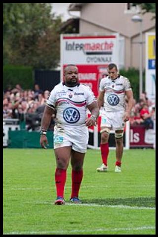 Famous People with surname Bastareaud