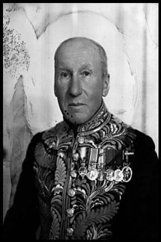 Famous People with surname Bayford