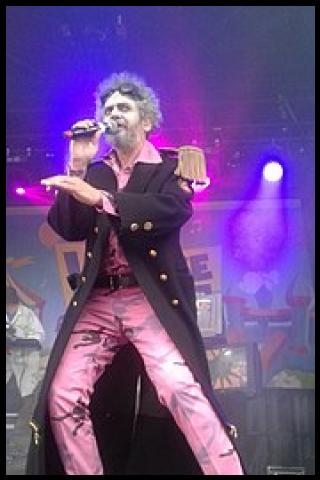 Famous People with surname Bazbaz