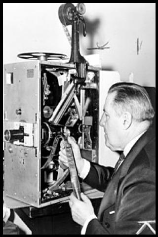 Famous People with surname Bitzer