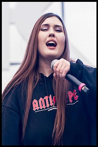 Famous People with surname Blonde