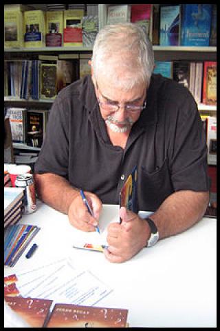 Famous People with surname Bucay