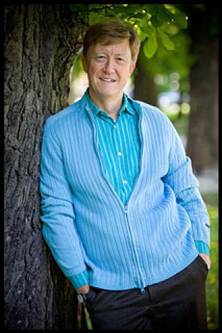 Famous People with surname Carlgren