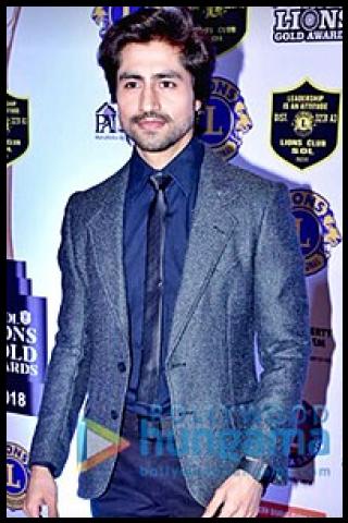 Famous People with surname Chopda