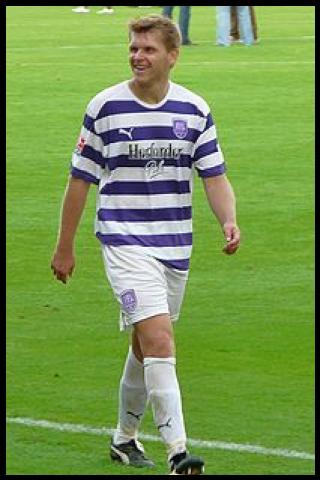 Famous People with surname Cichoń