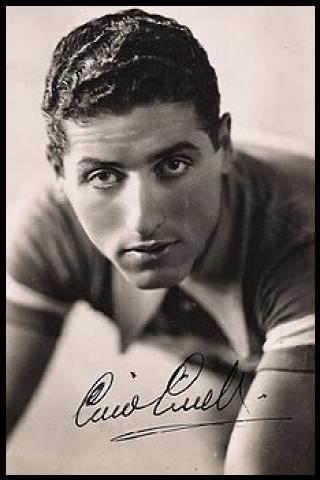 Famous People with surname Cinelli