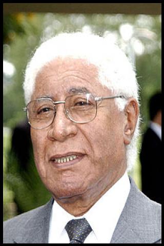 Famous People with surname Collares