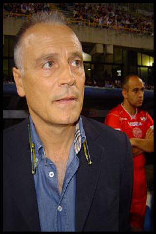 Famous People with surname Colomba