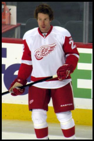 Famous People with surname Commodore