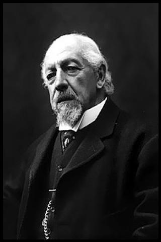 Famous People with surname Comparetti