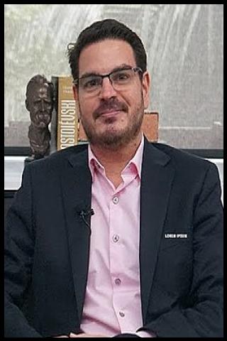 Famous People with surname Constantino