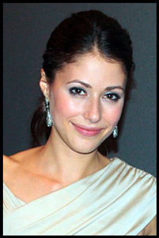 Famous People with surname Crew