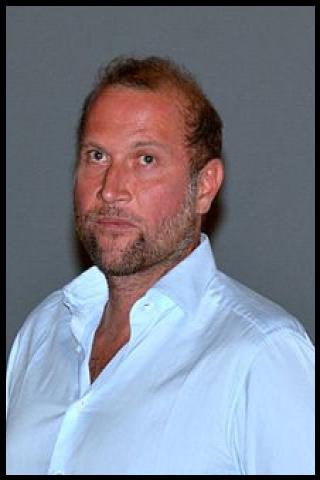 Famous People with surname Damiens