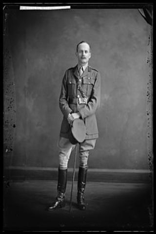 Famous People with surname Dansey