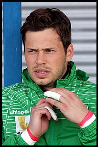 Famous People with surname Davari