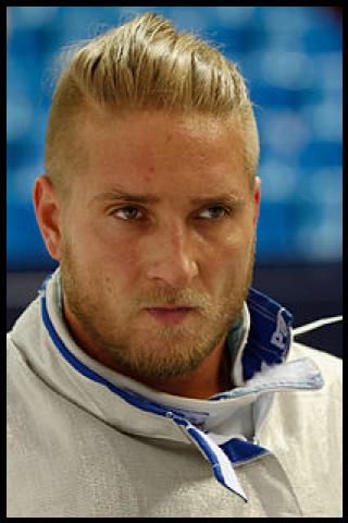 Famous People with surname Decsi