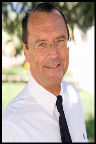 Famous People with surname Demuynck