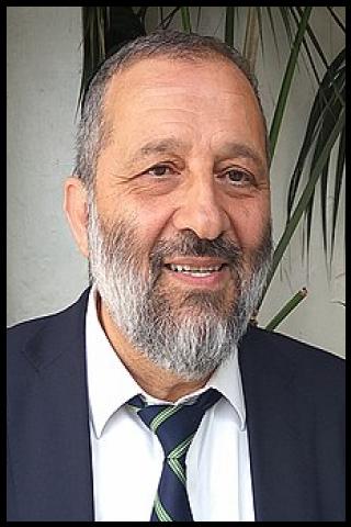 Famous People with surname Deri