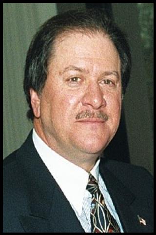 Famous People with surname Digenova