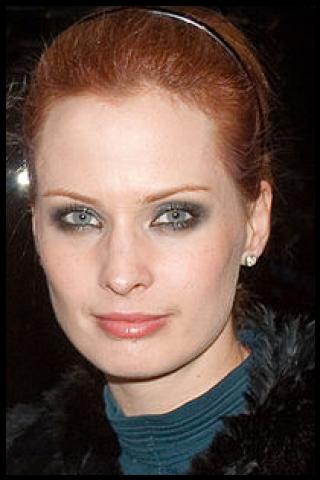 Famous People with surname Dobo