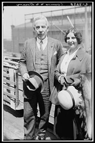 Famous People with surname Donnay