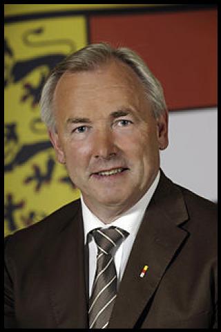 Famous People with surname D&ouml;rfler