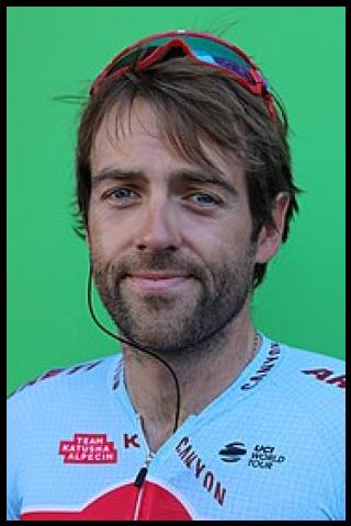 Famous People with surname Dowsett