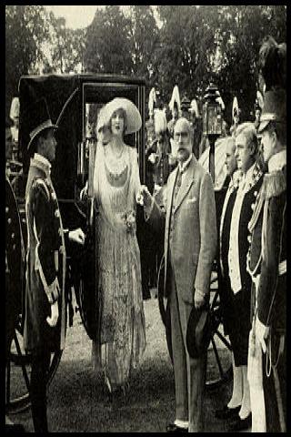 Famous People with surname Duflos