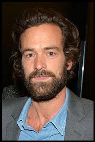 Famous People with surname Duris