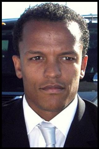 Famous People with surname Earnshaw